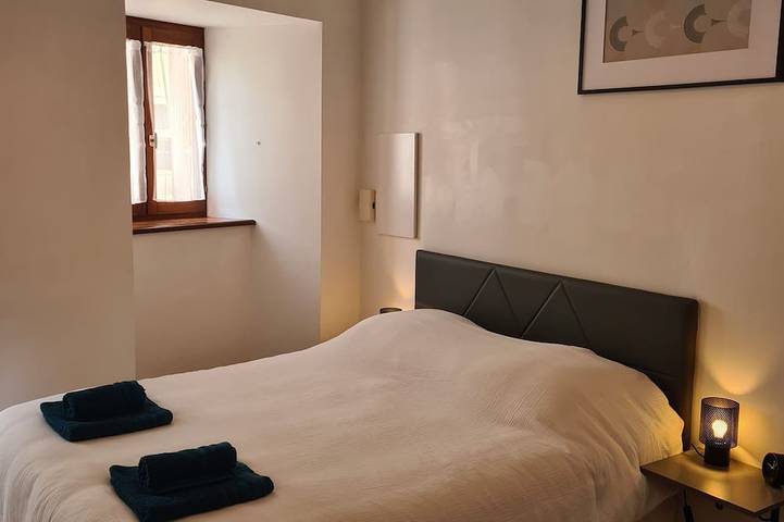 Gîte pour 3 personnes, avec jardin et terrasse à Saint-Chély-d'Apcher - 4