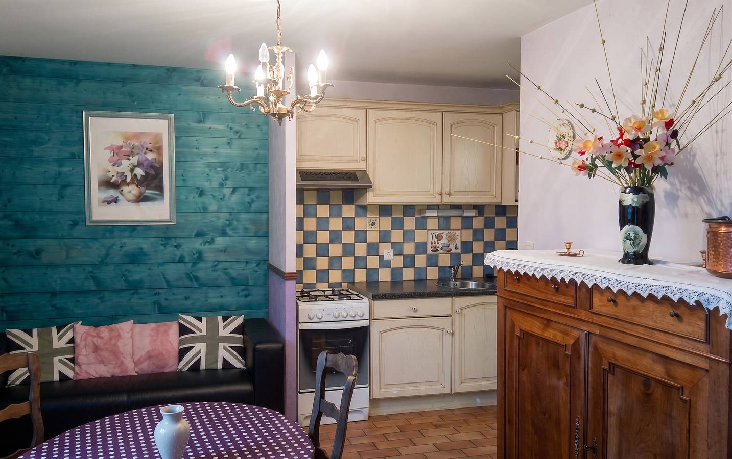 Appartement entier, Appartement charmant à Juncalas - 30 m² - Vue sur la montagne in Juncalas, Hautes-Pyrénées