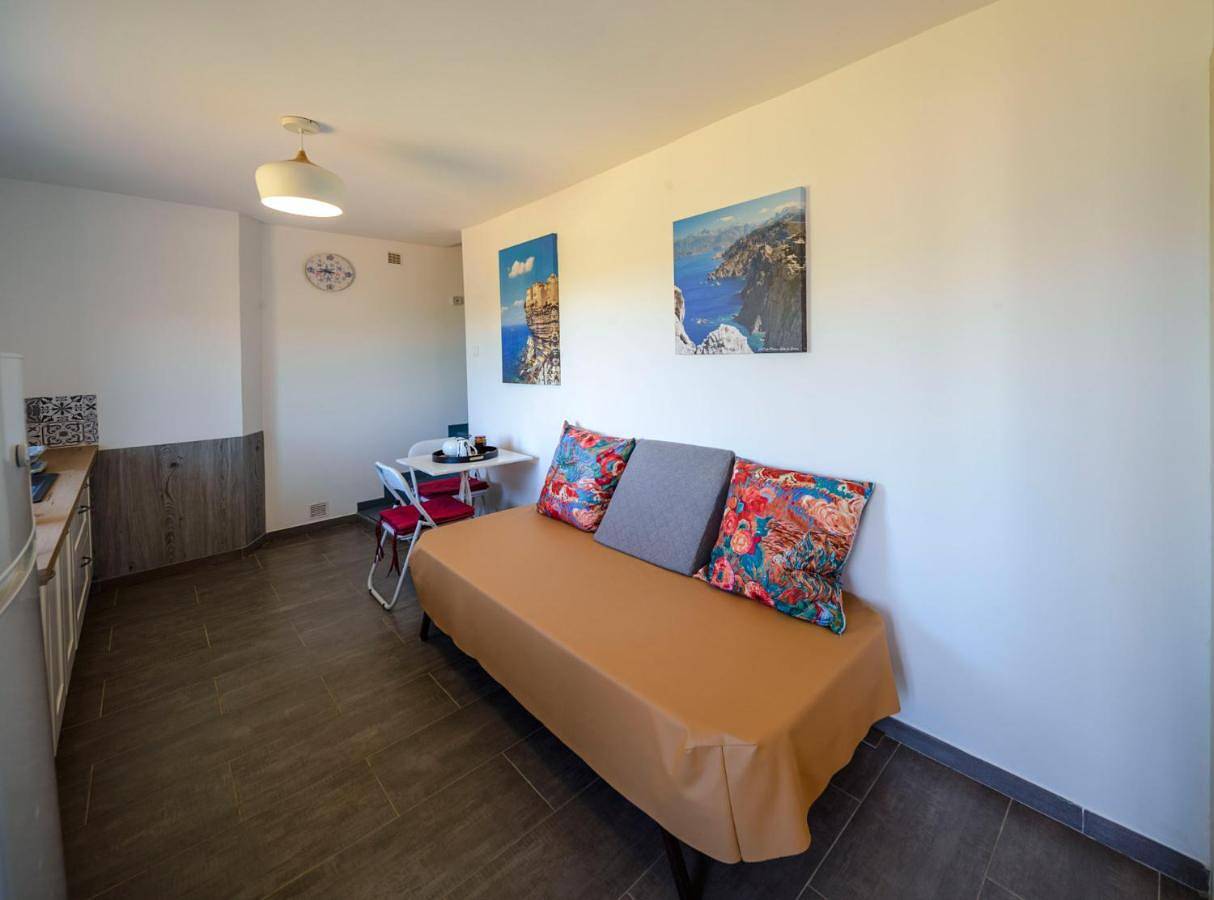 Appartement entier, One-Bedroom Apartment with Sea View in Sagone, Coggia