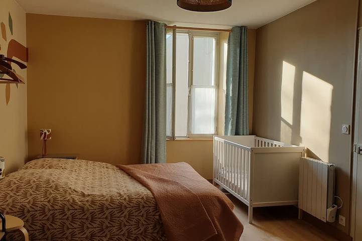 Location de vacances pour 7 personnes, avec jardin à Genneteil - 3