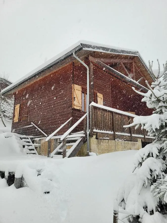 Casa rural para 8 personas, con jardín además de vistas y piscina, Se admiten mascotas - 1