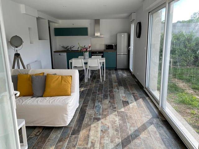 Appartement entier, Gîte calme au bord de l'Ouche. in Fleurey-sur-Ouche, Région de Dijon