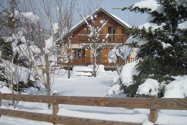 Chalet for 10 people, with balcony and garden - 1