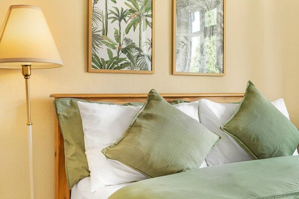 Rosewickvilla wt Office, Garden & Free Parkin… in Nottingham, East Midlands