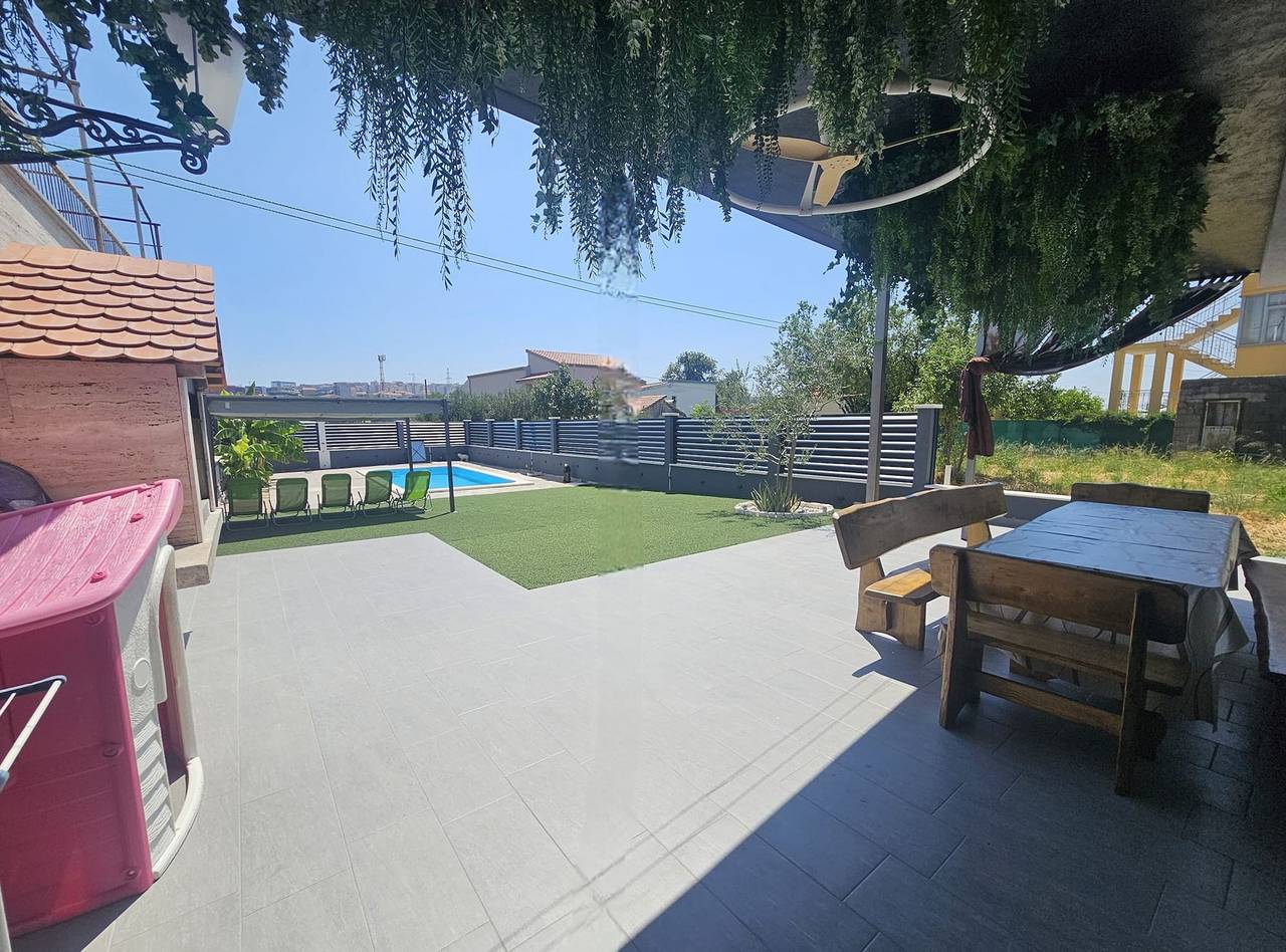 Entire apartment, Apartments Andrea - Two Bedroom Apartment with Shared Swimming Pool in Split, Split-Dalmatia