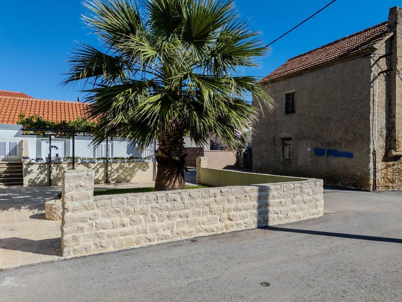 Heritage Stone House -T.A Leut Agency in Privlaka, Zadar
