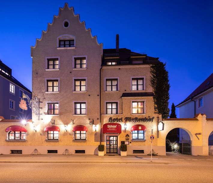 Hotel, mit Sauna