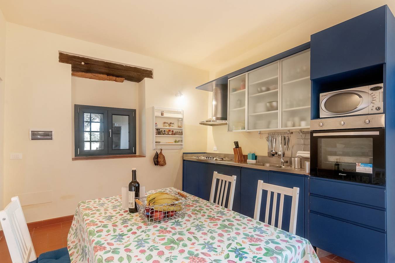 Maison de vacances 'Felciolina' avec vue sur la montagne, terrasse privée et Wi-Fi in Rignano sull'Arno, Valdarno