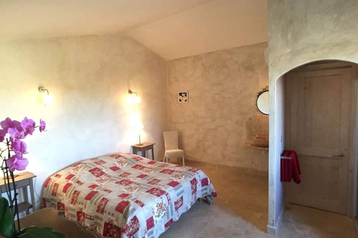 Location de vacances pour 9 personnes, avec jardin et sauna, animaux acceptés à Saint-Nazaire (Gard) - 4