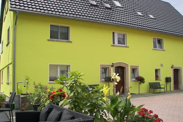 Ferienwohnung für 4 Personen, mit Garten in Lichtenhain