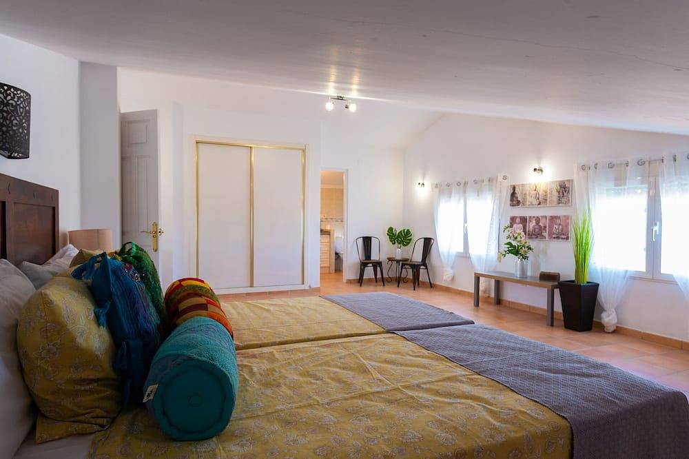 Rural Villa Fondo San Juan 20 min walking to the beach in San Juan de Alicante, Costa Blanca
