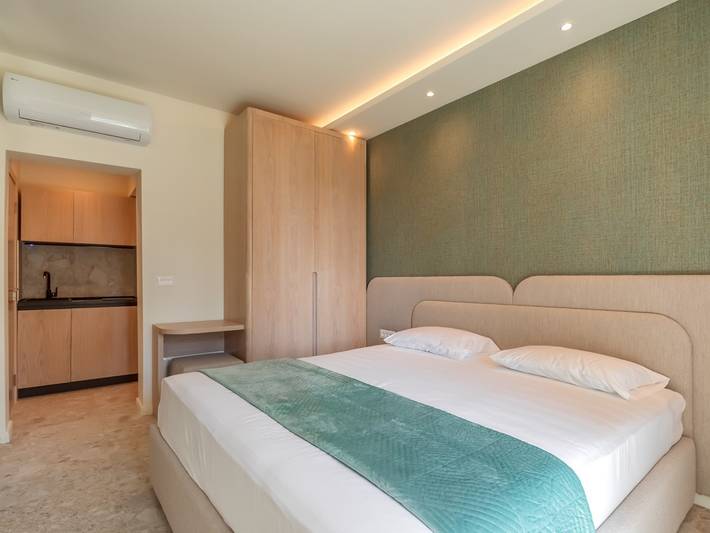 Apartament wakacyjny dla 2 osób, z basen i balkon/ taras w Czarnogóra