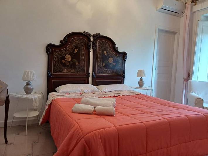 Chambre d’hôte pour 4 personnes, avec jardin ainsi que vue et piscine à Taormina - 2