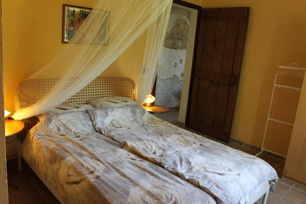 Appartement entier, Randonnée et profiter de la nature dans les Marches, en Italie au Cottage 'La Terra' in Pergola, Valle del Metauro