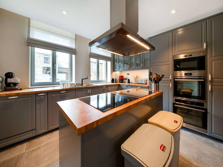 Spacious holiday home in Bourseigne-Neuve with barbeque in Gedinne, Region Namur