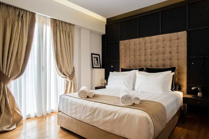 Splendid Athens Apartment | 4 Bedrooms | Apartment Emperor | Balcony in Central Section of Athens, Athens