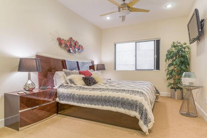 Vacation rental for 8 people, with balcony and hot tub in Brian Head