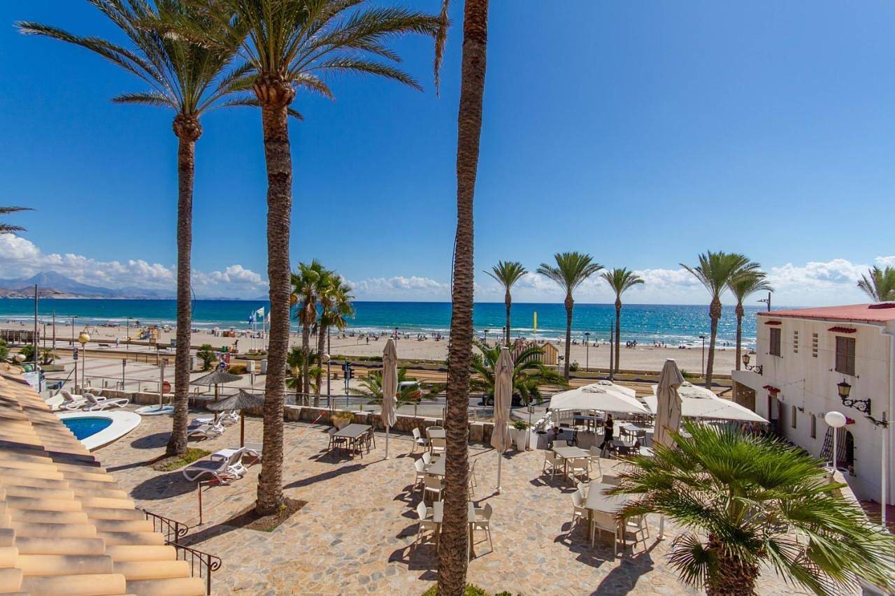 Hostal San Juan in Platja de l'Horta-Mutxavista (San Juan Playa), San Juan Playa