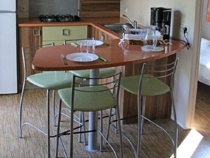 Camping Le Devancon - Mobilheim 4 personen - Maxi Confort Irm Visio 4 pers 3Schlafzimmer - Clim in Peynier, Mittelmeerküste (Frankreich)