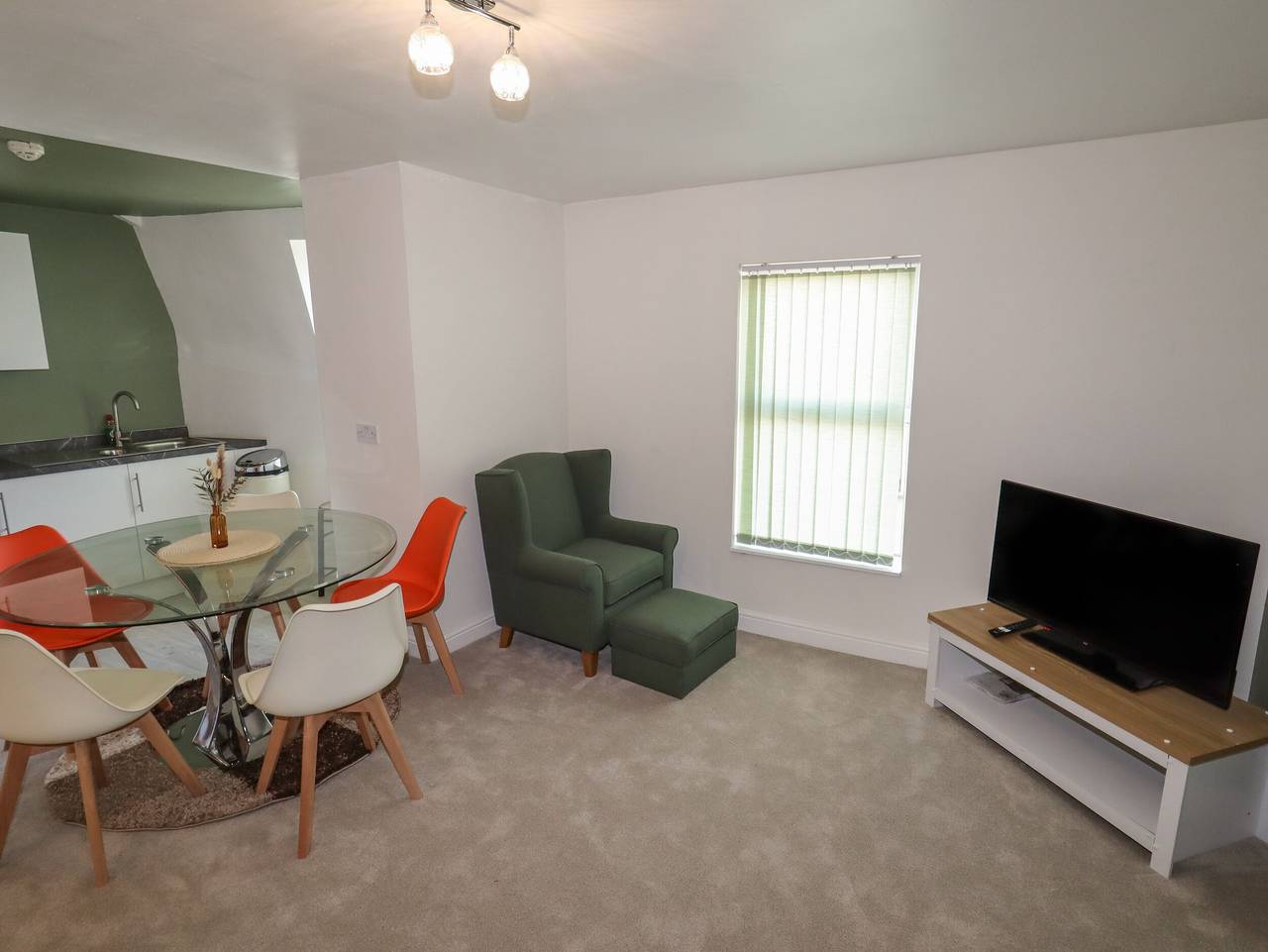 Entire apartment, Room 8 Loft Suite Third Floor in Blackpool Pleasure Beach, North West England