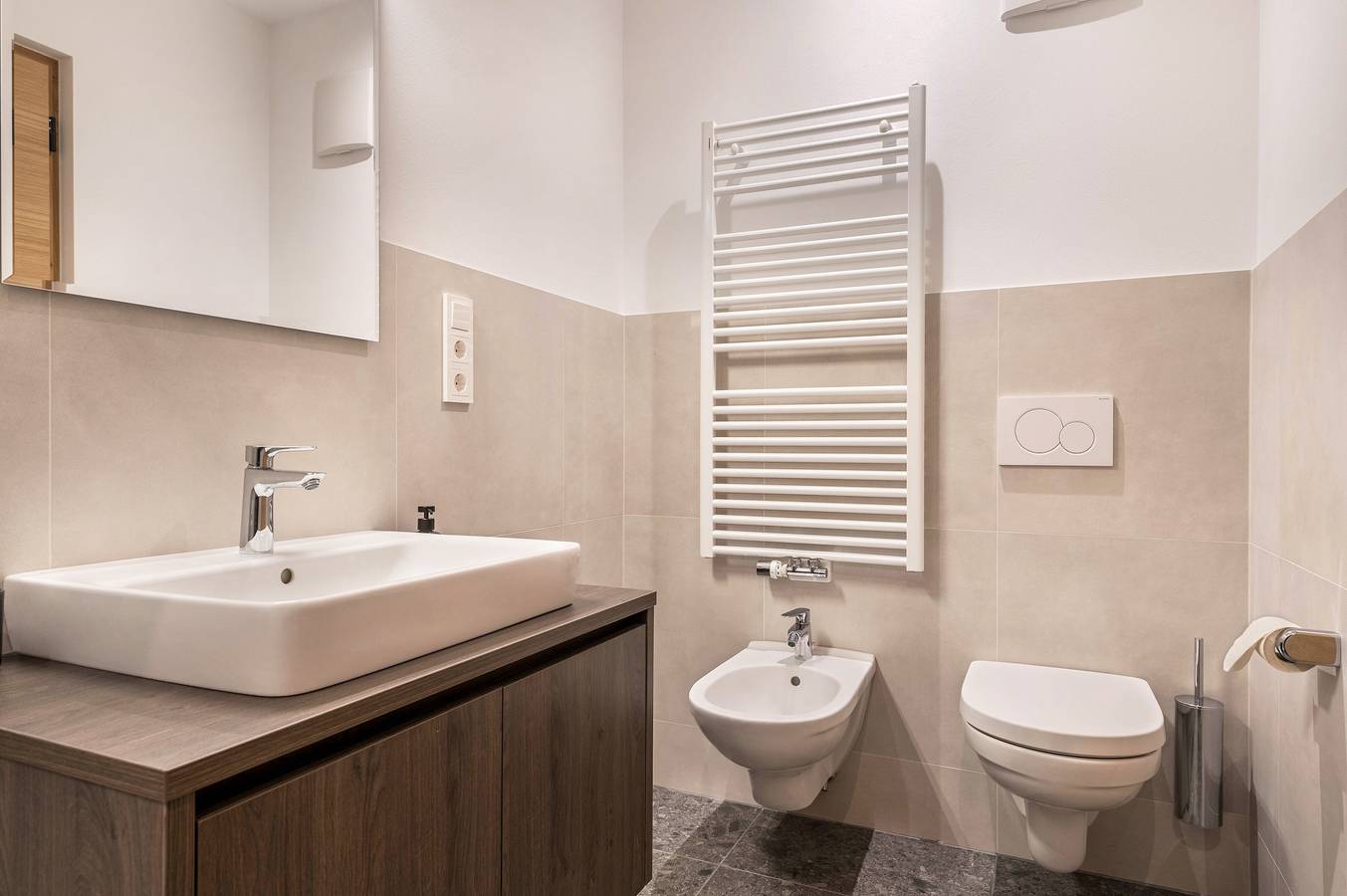 Ganze Wohnung, Apartment 'Mountain Meadows Apt 4' mit Bergblick und Wlan in Mitterolang, Olang