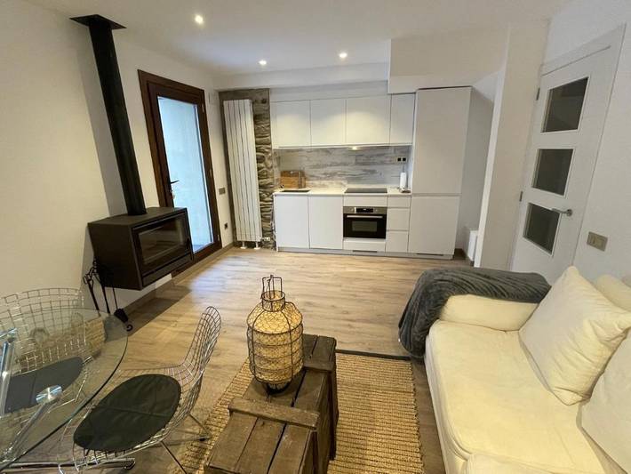 Casa rural para 5 personas, con jardín y vistas en Esterri de Aneu