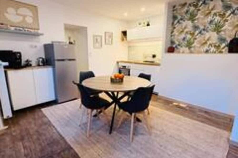 Entire apartment, L'Ecrin Langrois in Langres, Haute-Marne