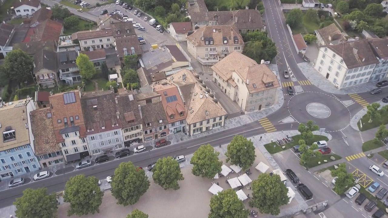 L'Hôtel by Hostellerie du Château in Rolle, Lac Léman