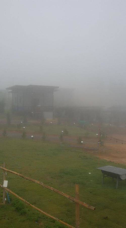 Chambre d’hôte pour 2 personnes, avec vue ainsi que jardin et balcon dans Khao Kho