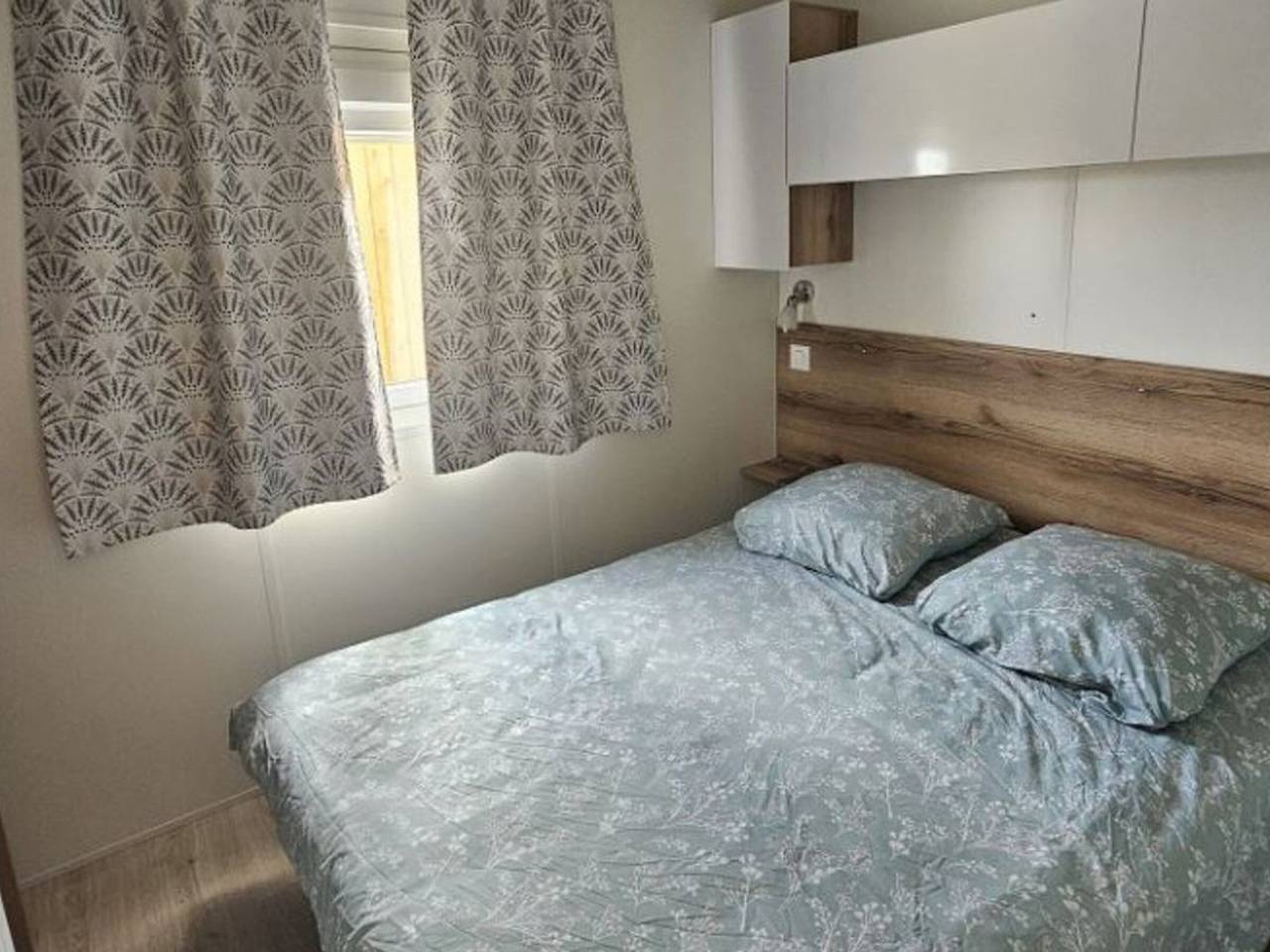 Mobile home - 3 bedrooms for 6 people with terrace in Charlieu, Roanne region