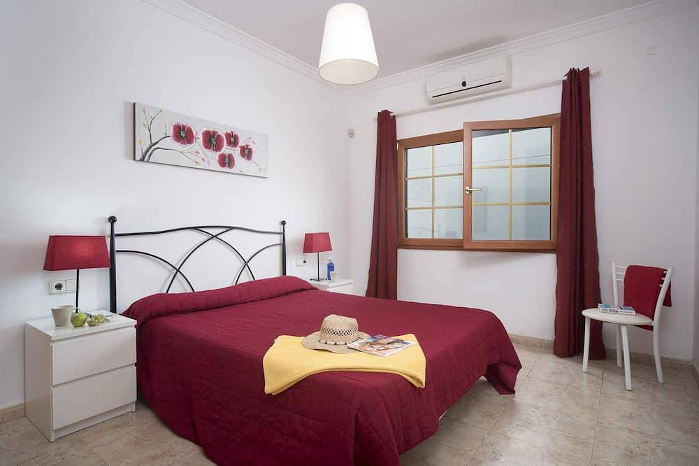 Neu ab März 2020 - wunderschöne Luxusvilla mit privatem Pool in Puerto del Carmen, Tías