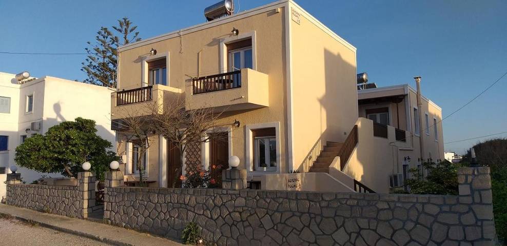Appartement de vacances pour 2 personnes, avec vue ainsi que terrasse et jardin