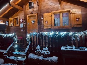 Chalet pour 2 personnes, avec jacuzzi et jardin en Haute-Savoie