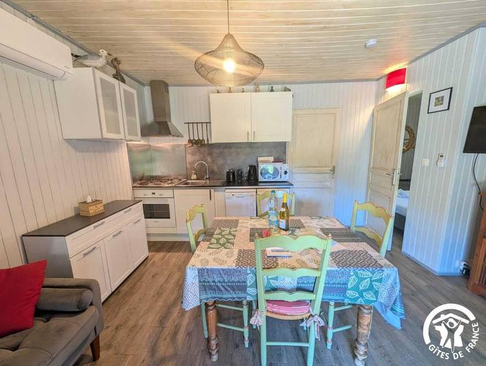 Gîte pour 3 personnes, avec Jacuzzi et Terrasse ainsi que Jardin et Sauna à La Salvetat-sur-Agout - 2