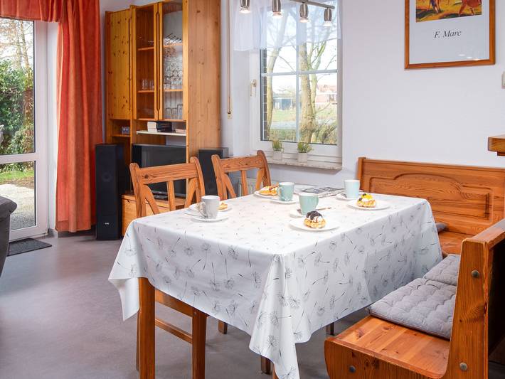 Ferienhaus für 5 Personen, mit Terrasse und Garten in Norden-Norddeich - 3