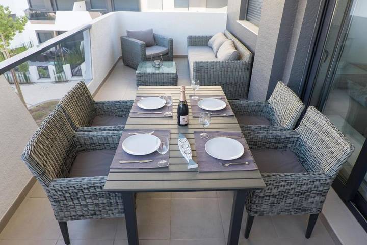 Ferienwohnung für 5 Personen, mit Garten und Pool sowie Ausblick - 1