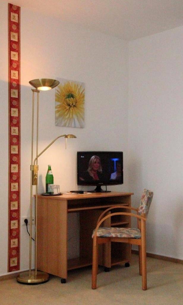 Hotel für 2 Personen, mit Balkon und Terrasse sowie Garten in Bad Nenndorf - 4