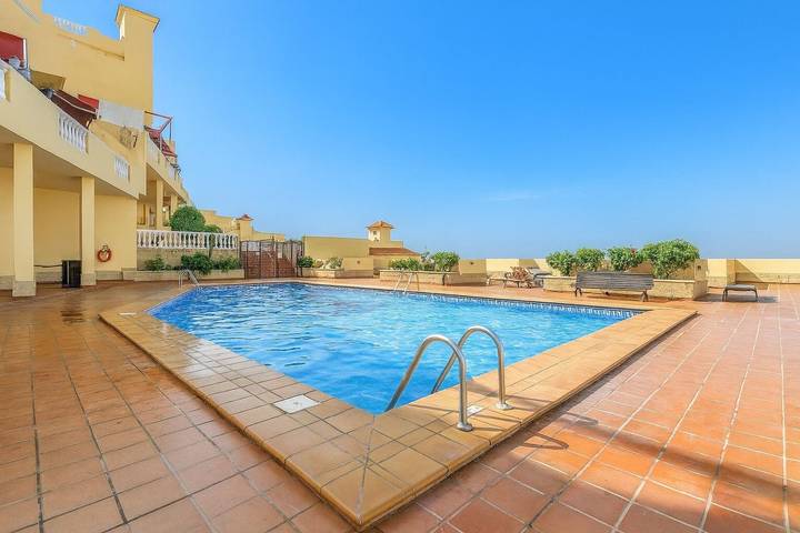 Entire apartment, Vacation Apartment 'Balcones Del Atlantico' with Sea View, Shared Pool and Wi-Fi in San Eugenio Alto, Adeje