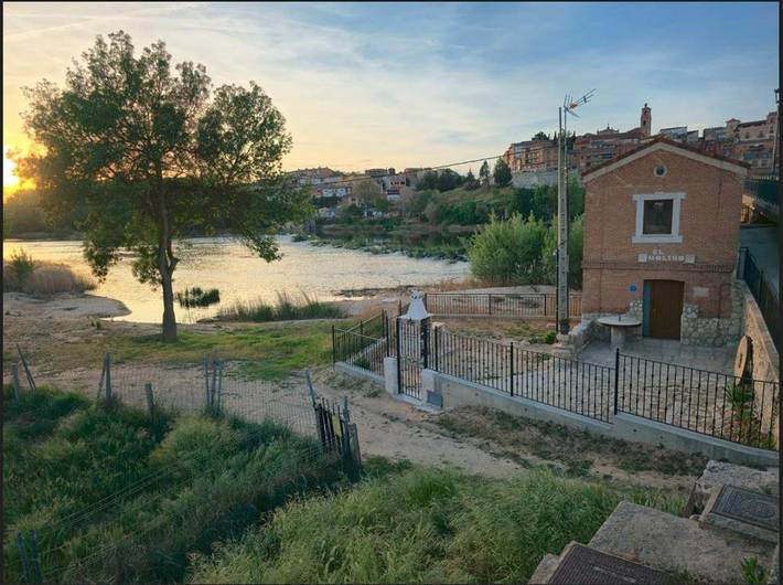 Casa de vacaciones para 6 personas, con terraza además de vistas y jardín - 1