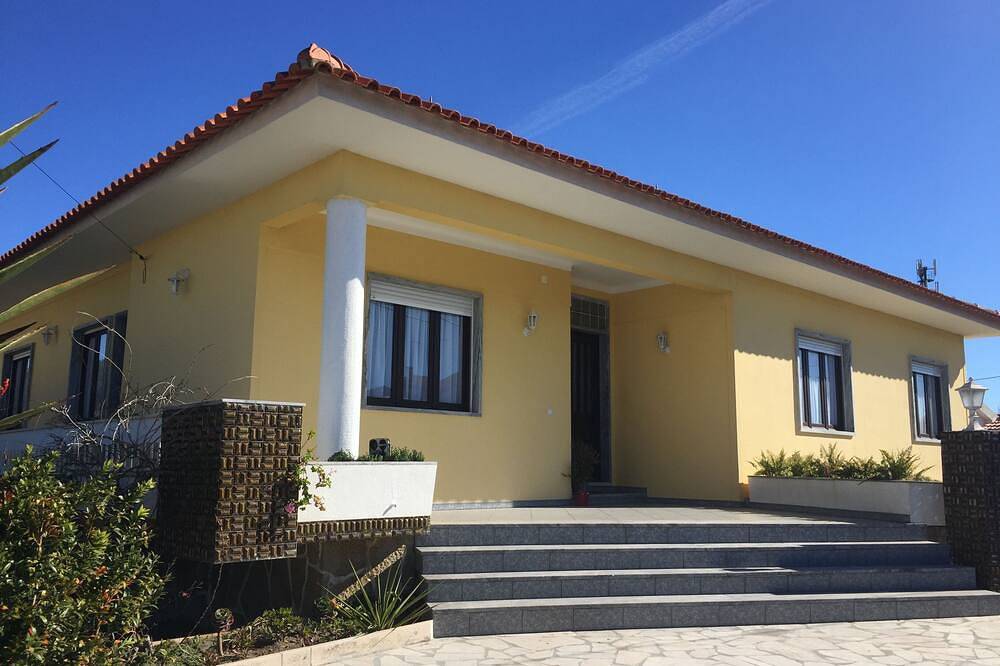 Villa Magoito - Moradia de Charme / Charming House in Praia do Magoito, São João das Lampas e Terrugem