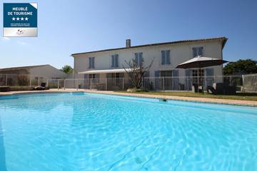 Gîte pour 4 personnes, avec jardin ainsi que terrasse et piscine à Arvert