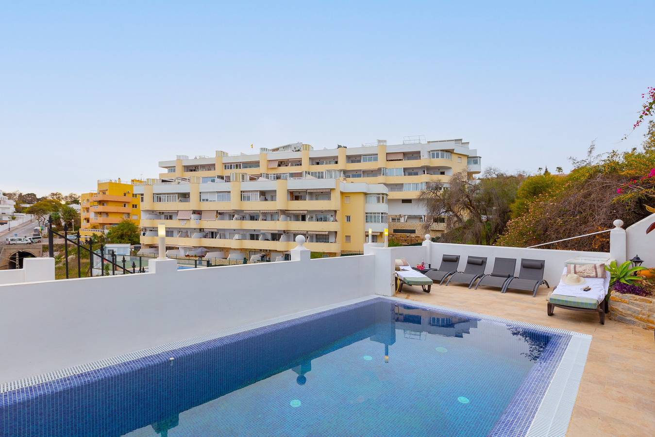 Appartement "Villa Mar del Plata" met Gedeeld Zwembad, Wifi, Tuin & Terras in Torreblanca (Fuengirola), Fuengirola