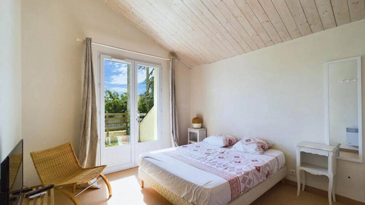 Entire holiday apartment, Ferienwohnung für 8 Personen (120 m²) in Saint-Nicolas-de-Brem in Brem-sur-Mer, Loire Valley