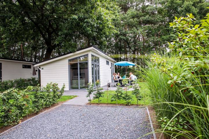 Vakantiewoning voor 6 personen, with tuin and terras as well as zwembad and kinderzwembad, kindvriendelijk in Ede