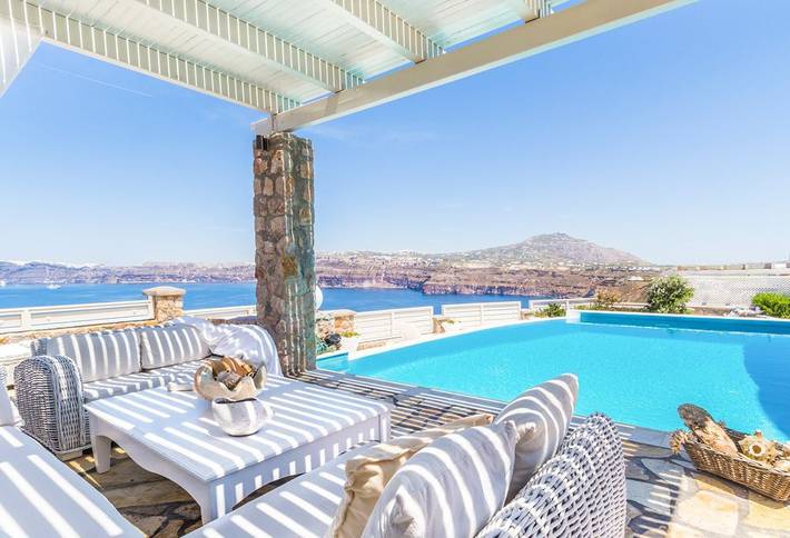 Villa pour 10 personnes, avec jardin ainsi que terrasse et jacuzzi à Santorin - 4