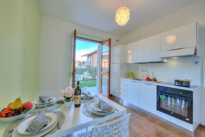 Ferienwohnung für 4 Personen, mit Terrasse in Sirmione - 2