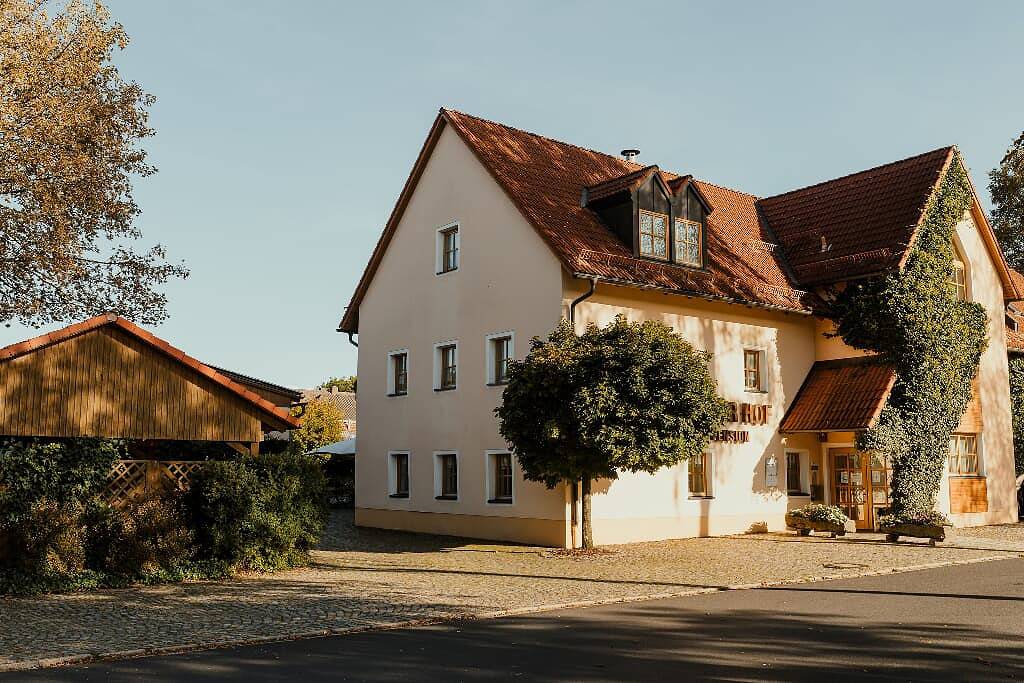 Gasthof Kondrauer Hof - Doppel oder Dreibettzimmer in Waldsassen, Ostbayern