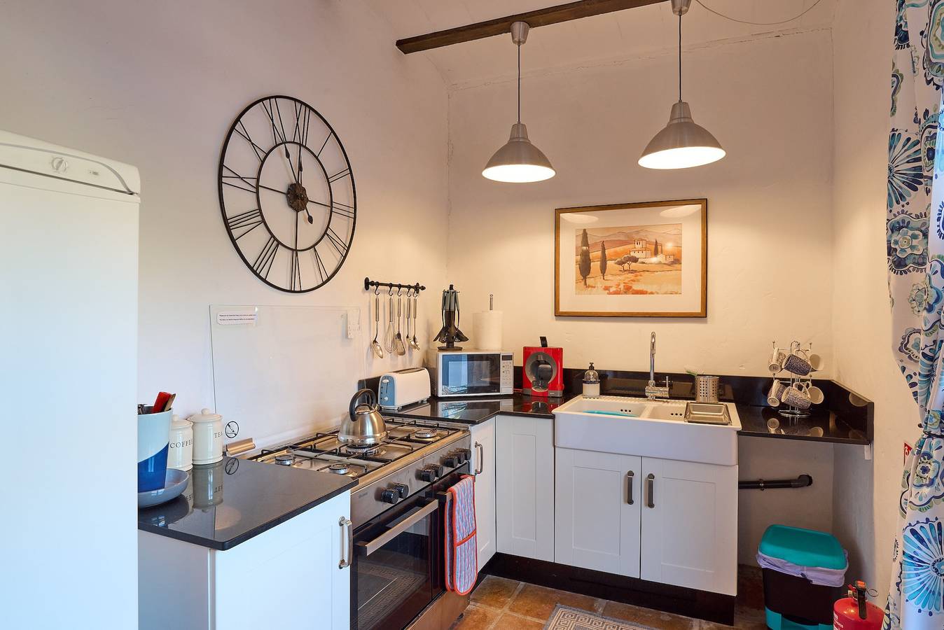 Casa de férias 'Casita 1 Quarto' com vista montanha, piscina e Wi-Fi in Fuente del Conde, Iznájar