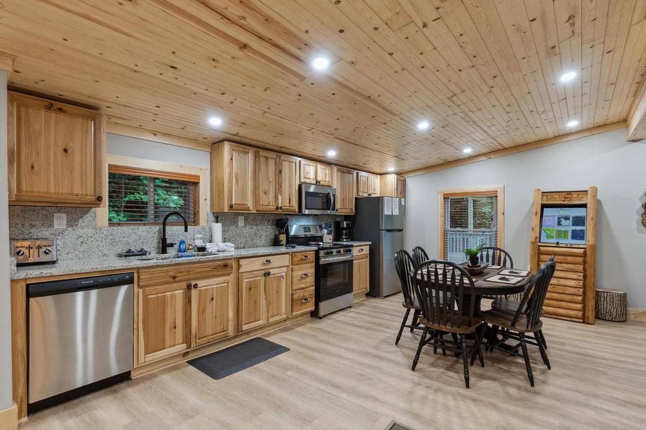 Baby Bear Valley - Peaceful Gatlinburg Retreat in Gatlinburg, Sevier County