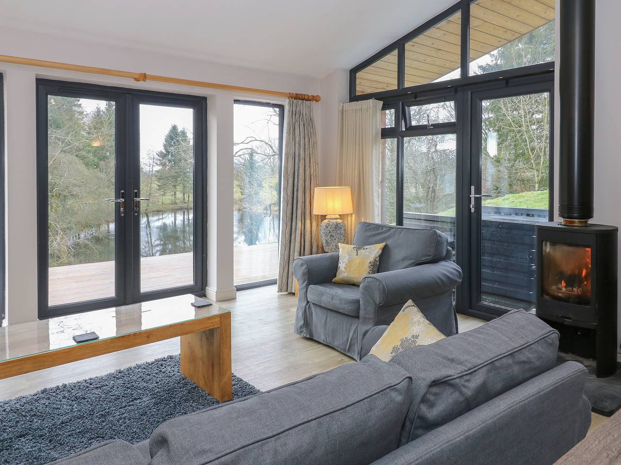 Tarn Lodge in Bowness-on-Windermere, Lake District